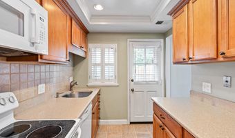 2925 S BUCHANAN St 2925, Arlington, VA 22206