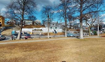 129 Shore Rd, East Providence, RI 02915