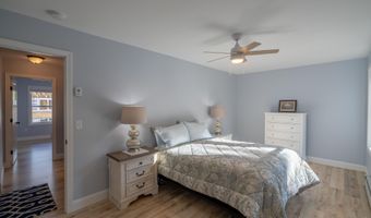 28 Firefly Ln, Bangor, ME 04401