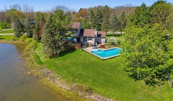 100 Rollingbrook NE, Ada, MI 49301