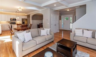 20 Cassidy Trl, Coventry, RI 02816