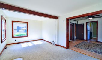 104 Grove Ave, Alma, MI 48801