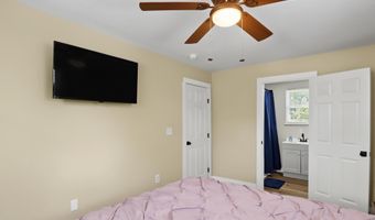 6007 Tyler St, Bay St. Louis, MS 39520