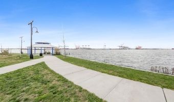 190 W 24TH St, Bayonne, NJ 07002