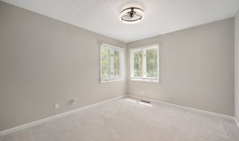 7474 Oakland Hills Dr, Indianapolis, IN 46236