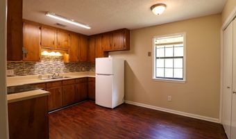 1302 Talmadge Dr, Bainbridge, GA 39817