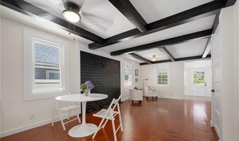 69 Overlook Dr, Warwick, RI 02818