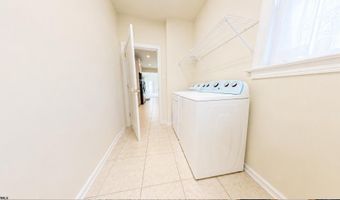 203 Cynwyd Dr, Absecon, NJ 08201