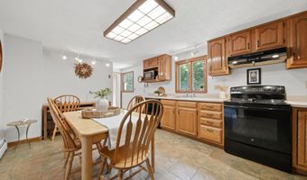 4 Scottsdale Rd, Atkinson, NH 03811
