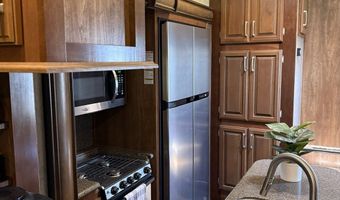 54432 MCKENZIE Hwy 23, Blue River, OR 97413