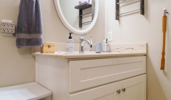 153 Chestnut St, Baxter, TN 38544