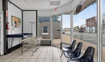 217 W State St, Ashley, IN 46705