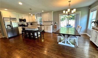 37 Iroquois Rd, Cumberland, RI 02864