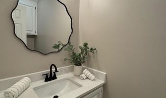 409 Brighton Ct, Brandon, MS 39047