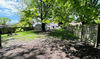 5854 Knollwood Dr, Ashtabula, OH 44004