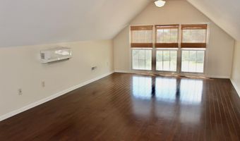 4015 Marigold Dr, Ames, IA 50014