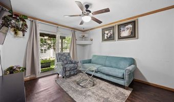 1050 Twilight Dr, North Liberty, IA 52317