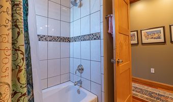 25586 Cornelius Dr, Abingdon, VA 24211