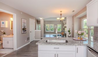 1892 Lindsay Ln, Ann Arbor, MI 48104