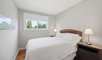 4512 MEDFORD Dr, Annandale, VA 22003
