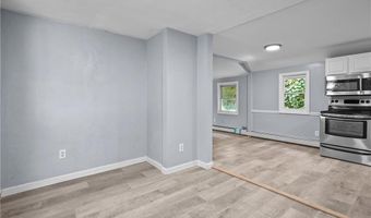 135 Lippitt Ave, Cranston, RI 02921