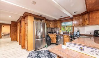 584 Division Rd, East Greenwich, RI 02818