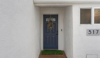 317 Arcaro Ln, Solana Beach, CA 92075