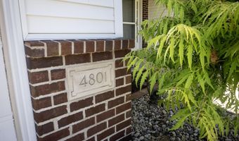 4801 N BENVIEW Ct, Appleton, WI 54913