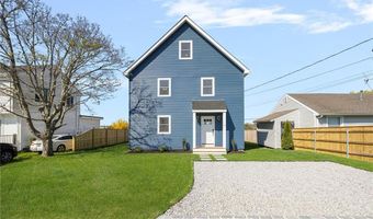 11 Gunning Ct, Middletown, RI 02842