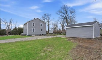 188 Greene Ln, Middletown, RI 02842