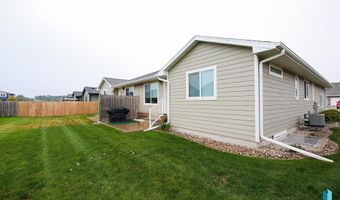 2720 E Sunburst Dr, Brandon, SD 57005