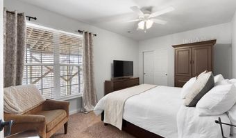 1209 Kiefer Springs Ct, Ballwin, MO 63021