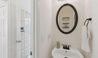 5486 Hedge Brooke Pointe Cv NW, Acworth, GA 30101