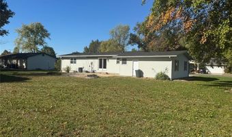 102 Debra Dr, Albers, IL 62215