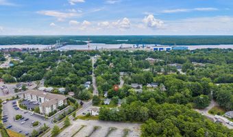 46 Pine Hill Dr, Bath, ME 04530