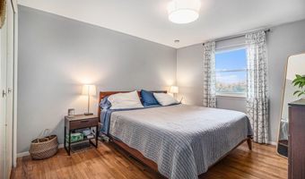 2576 Packard St, Ann Arbor, MI 48104