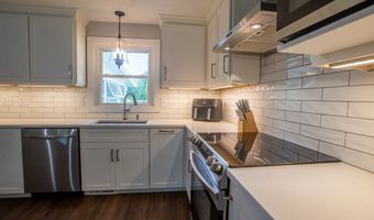 1114 Foxmoor Ln, Ashland, OH 44805
