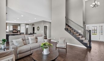 5215 Windrose Ln, Ames, IA 50014