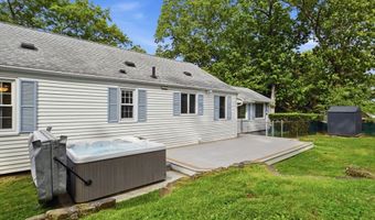 79 Spencer St, Agawam, MA 01001