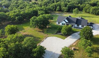 165 Rolling Bend Rd, Alvord, TX 76225