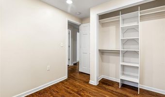 1738 E Highview Dr, Arnold, MO 63010