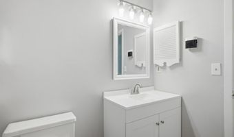 11240 Rotherick Dr, Alpharetta, GA 30022