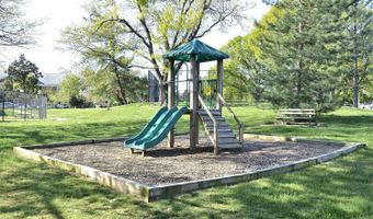4049 COLUMBIA Pike, Arlington, VA 22204