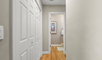 2 Amberwood Ct 2, Bourne, MA 02532
