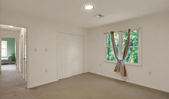 512 ROLLING Grn, Selinsgrove, PA 17870