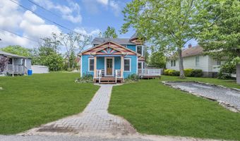 19 Center St, Barnegat, NJ 08005