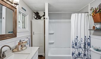 36 Cantaberry Ln, Coventry, RI 02816