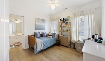 107 Bryan Dr, Beaufort, SC 29902