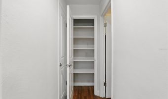 320 LAKEVIEW St 222, Orlando, FL 32804