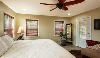 54 Upper Rim Rd E, Arroyo Seco, NM 87514